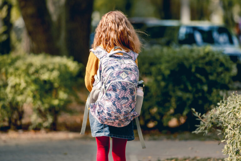 Sexualstraftat in Bornheim – Unbekannter greift Minderjährige an